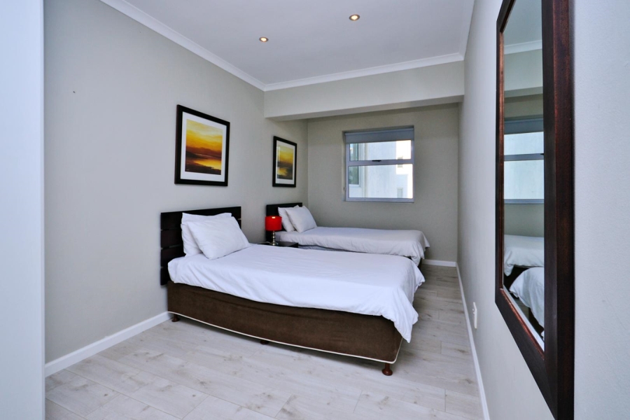To Let 3 Bedroom Property for Rent in Sea Point Western Cape